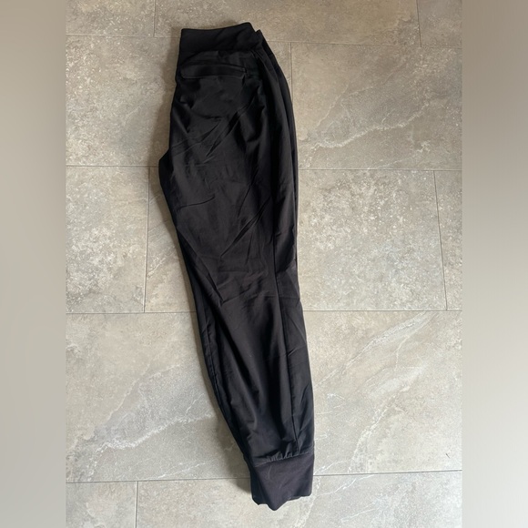 ATHLETA JOGGERS SIZE 6 - Picture 4 of 4